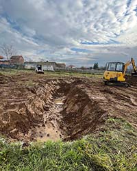 Mini bager- kopanje bazena za patkice